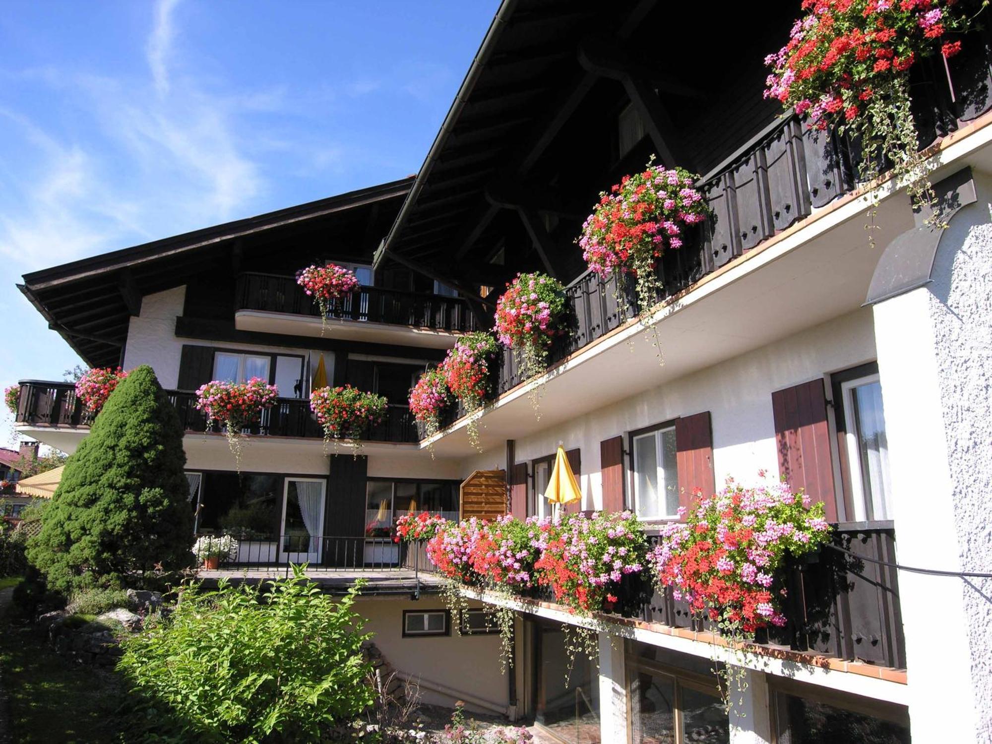 Gaestehaus Elvia Oberstdorf Esterno foto
